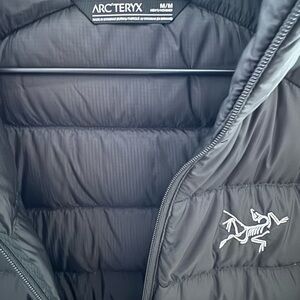 Arc'teryx Men Medium Cerium LT Hood Black Medium